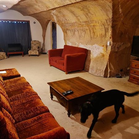 Underwood Court Fresh Dugout- Hosted By Coober Pedy Accommodations Ngoại thất bức ảnh